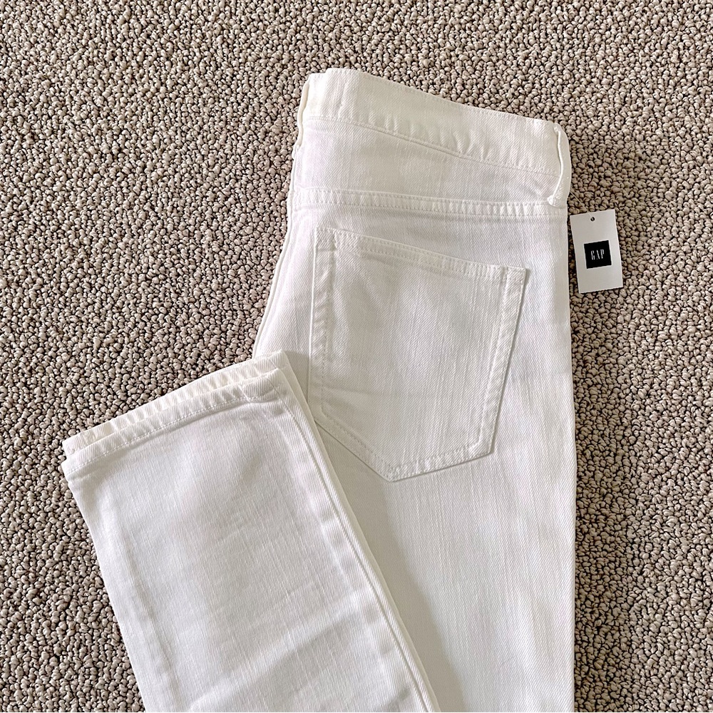 GAP 1969 Low Stretch Real Straight White Jeans, 27R